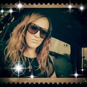 Meet your Posher, Whitney